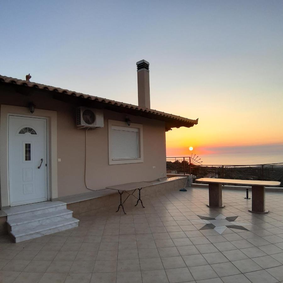 -Tsiakos Apartment- In Vryses Kyparissia Buitenkant foto